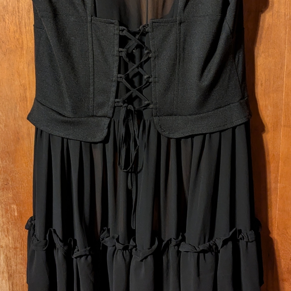 Black Ruffled Vest - Picture 4 of 6